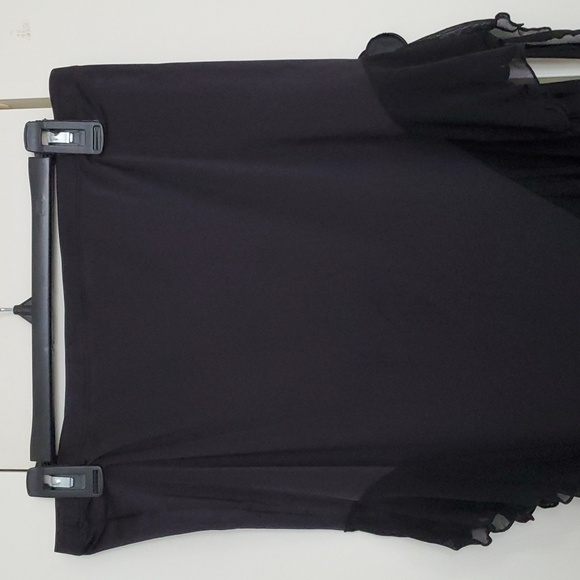 Shein's Curve MOD Black Asymmetric Hem Skirt - Picture 2 of 12